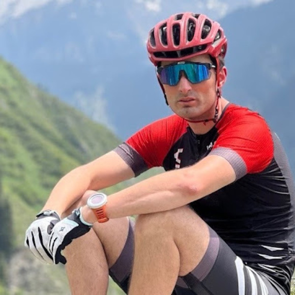 Meet your Posher, Taras - Picture 1 of 1